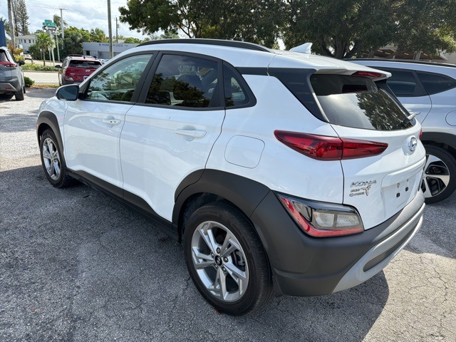 2022 Hyundai Kona SEL photo 4