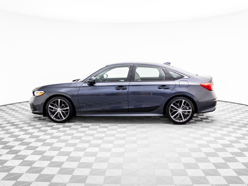 2022 Honda Civic Sport Touring photo 2
