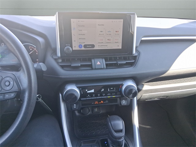 2023 Toyota RAV4 LE photo 9