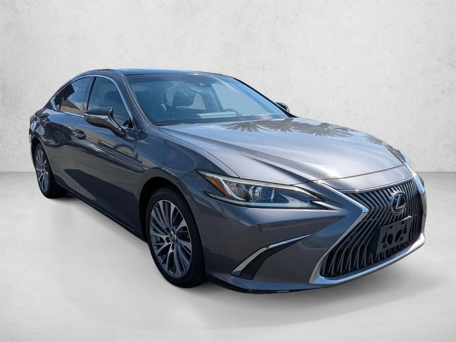 2019 Lexus ES 350 photo 3