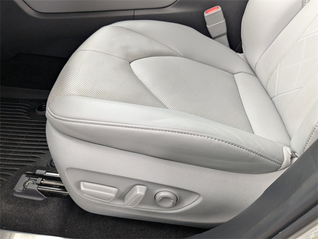 2024 Toyota Highlander Platinum photo 21