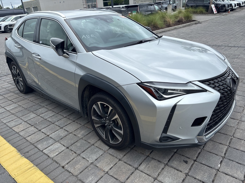 2020 Lexus UX 250h Premium photo 8