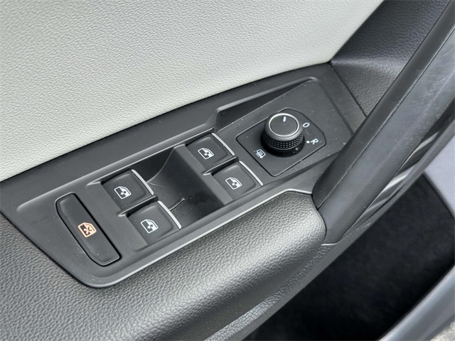 2021 Volkswagen Tiguan SE R-Line Black photo 26