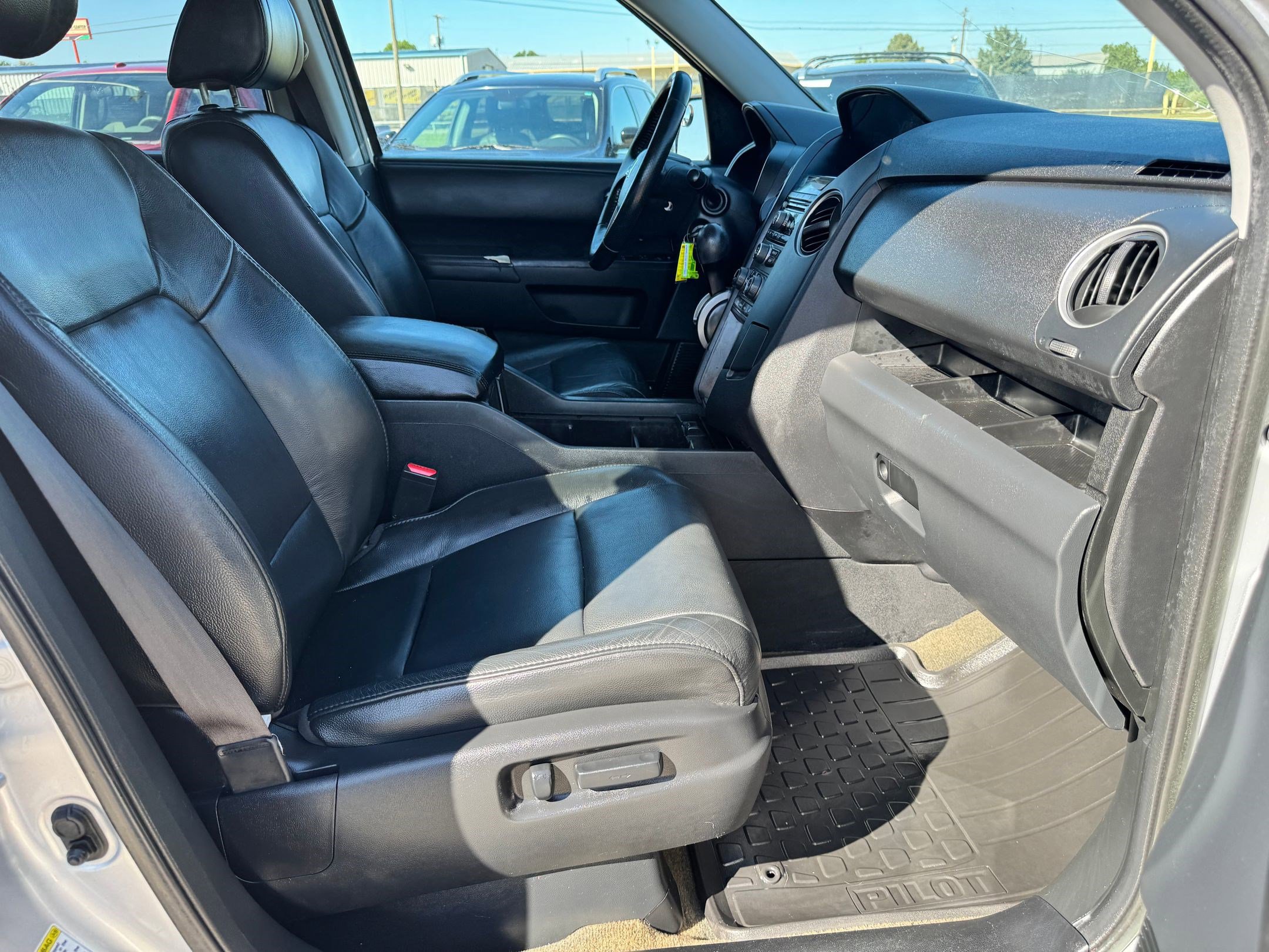 2015 Honda Pilot EX-L photo 23
