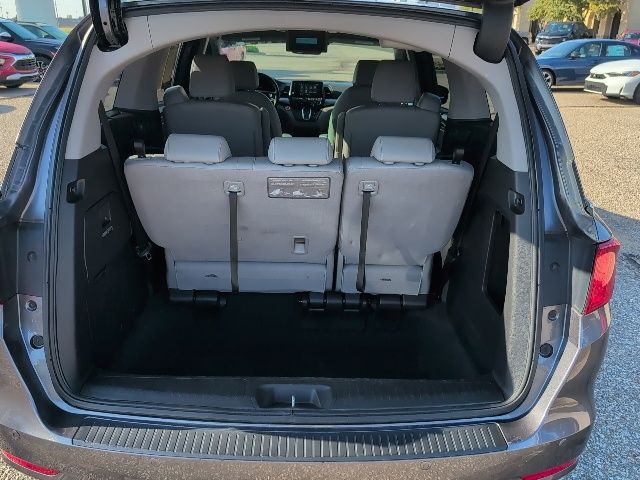2019 Honda Odyssey Touring photo 7