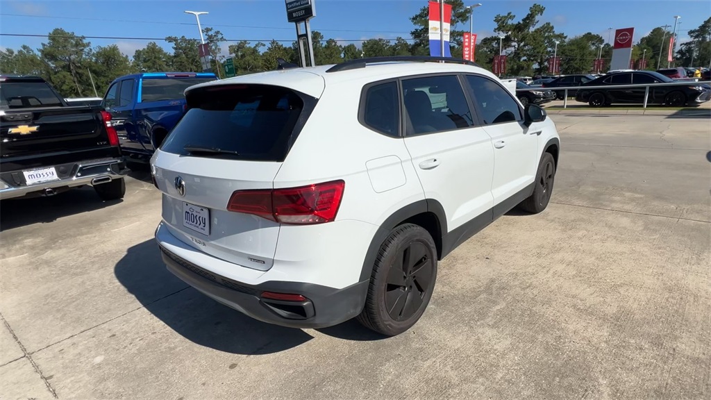 2024 Volkswagen Taos S photo 5