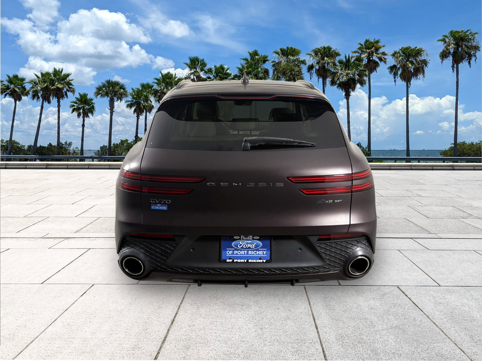 2023 Genesis GV70 3.5T Sport photo 8