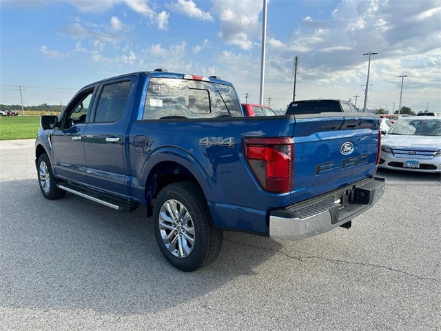 2025 Ford F-150 XLT photo 3