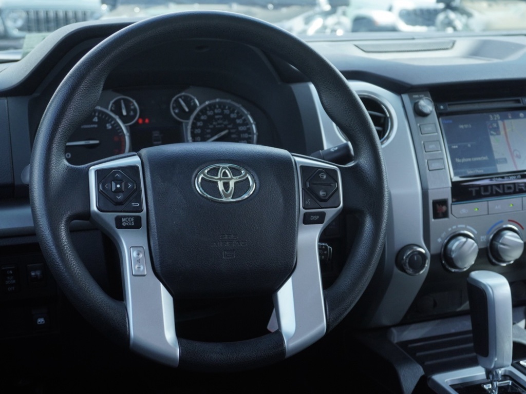 2017 Toyota Tundra TRD Off-Road photo 25