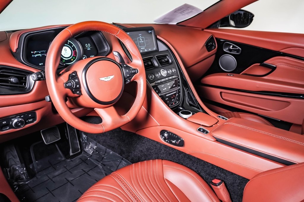 2021 Aston Martin DB11 AM5 photo 23