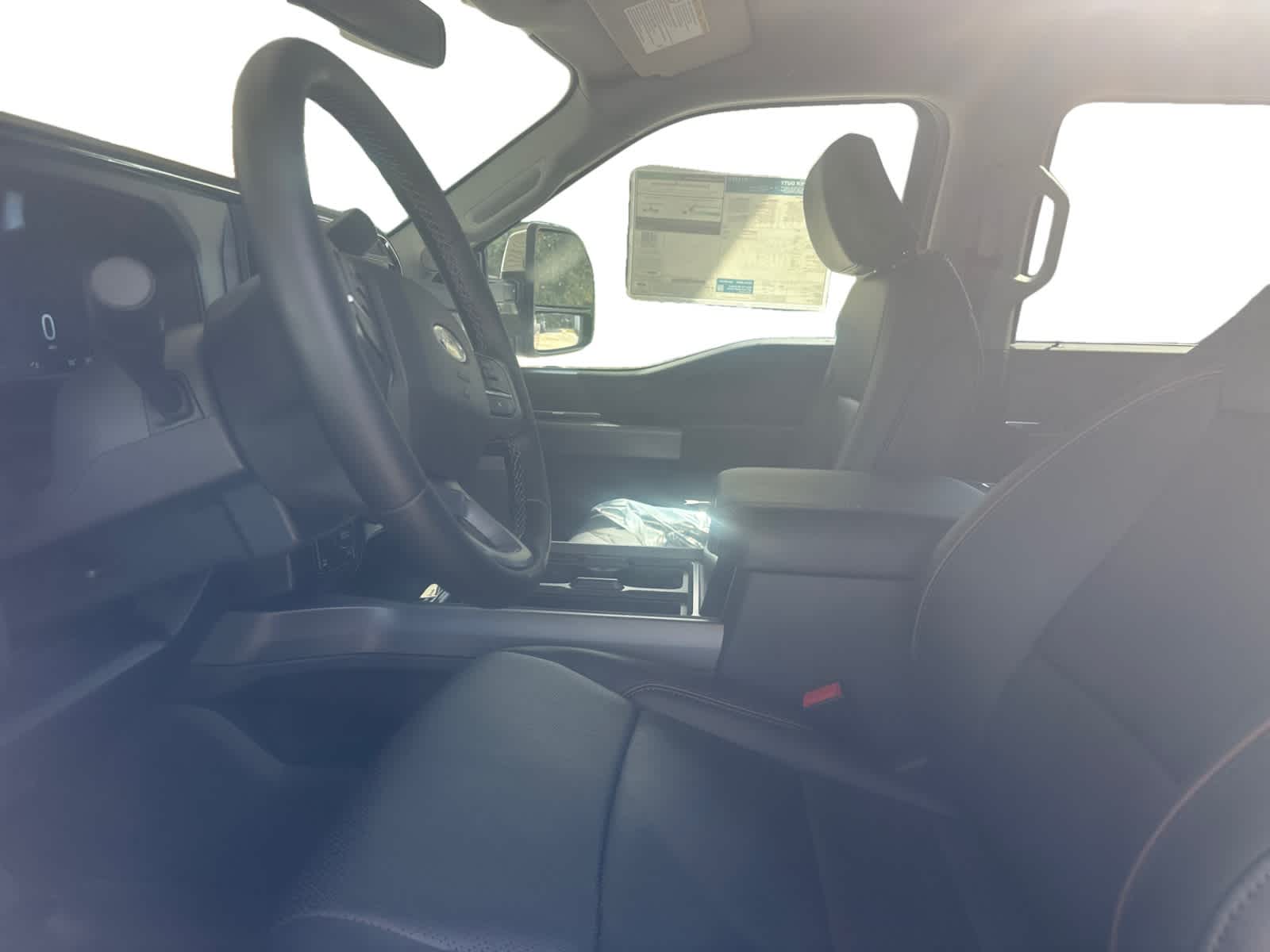 2026 Ford F-250 Lariat photo 9