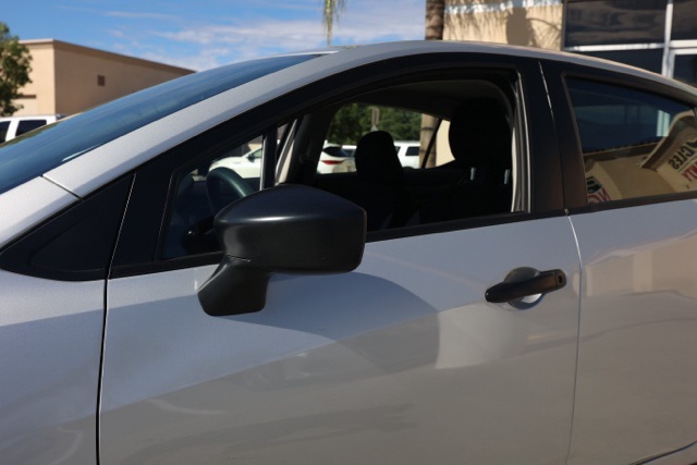 2025 Nissan Versa 1.6 S photo 9