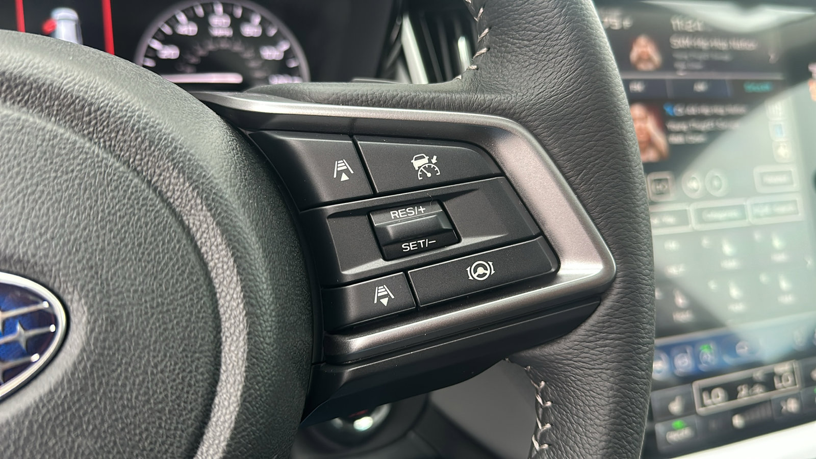2025 Subaru Outback Premium photo 13