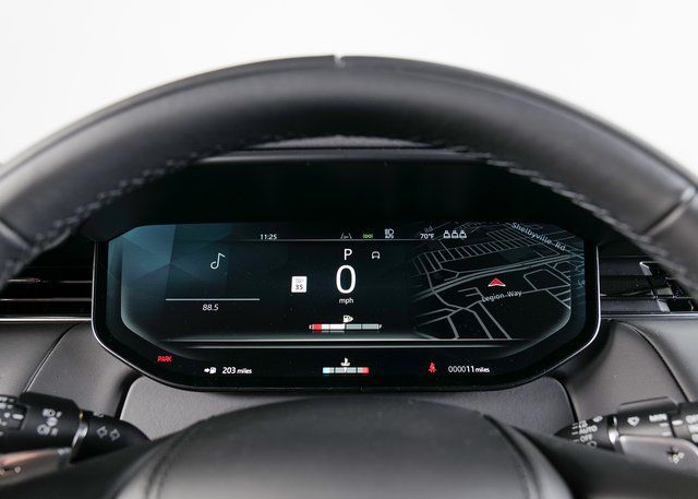 2025 Land Rover Range Rover Sport SE photo 17