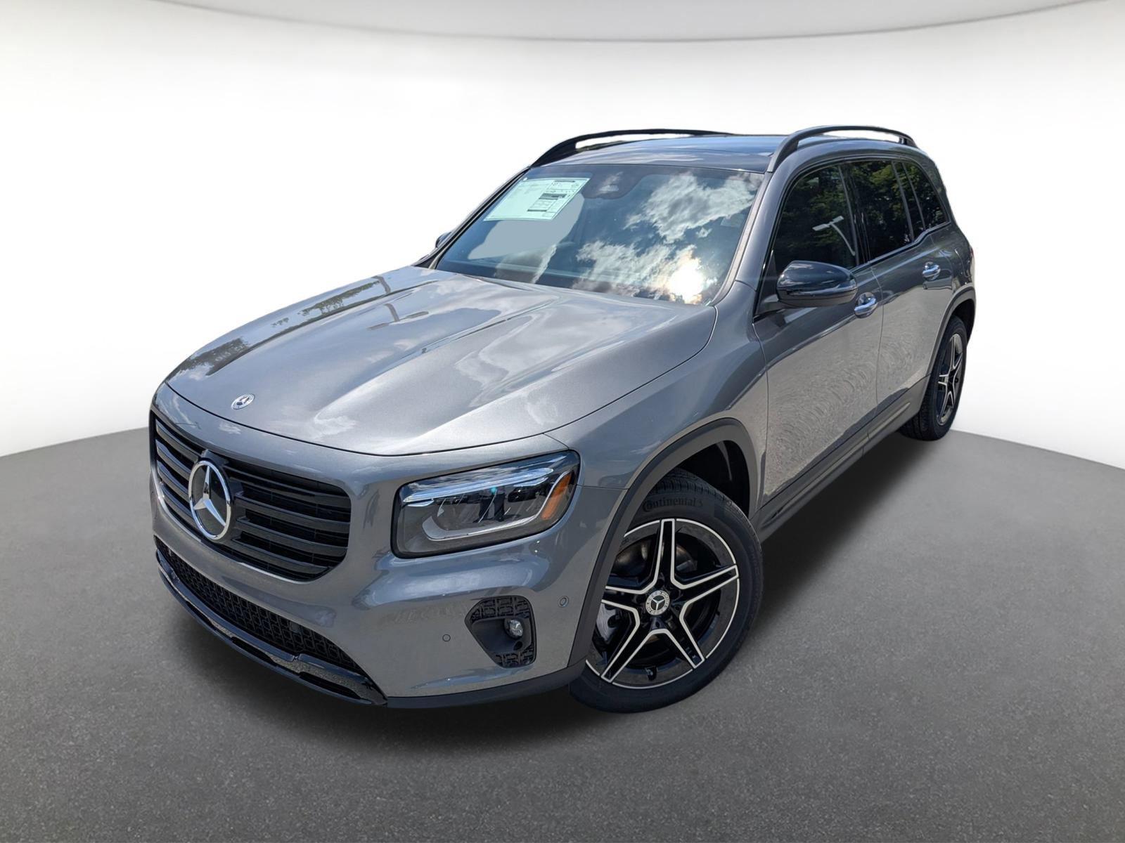 2025 Mercedes-Benz GLB Base's photo