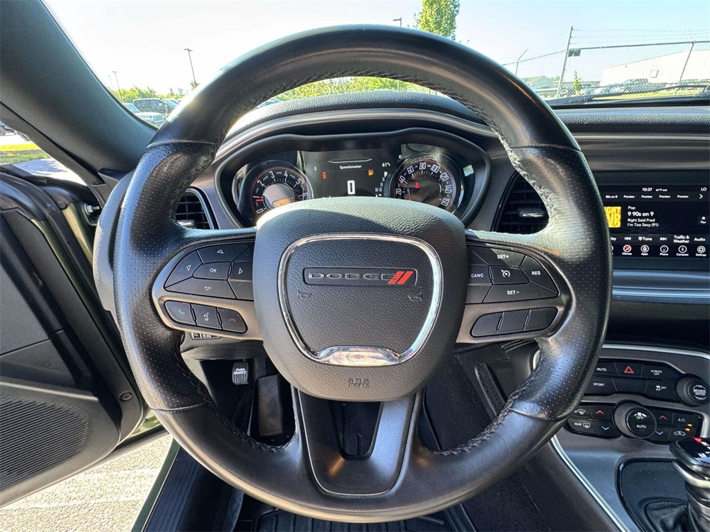 2020 Dodge Challenger SXT photo 16