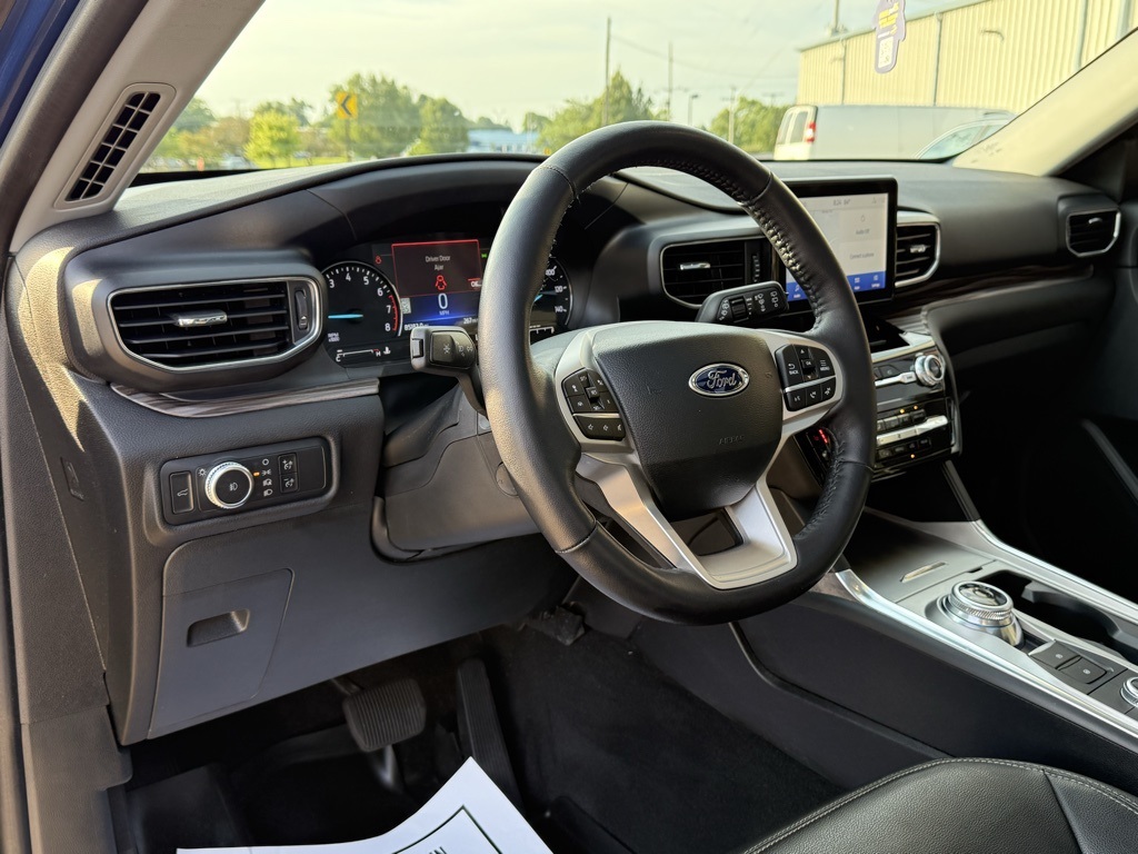 2022 Ford Explorer Limited photo 15