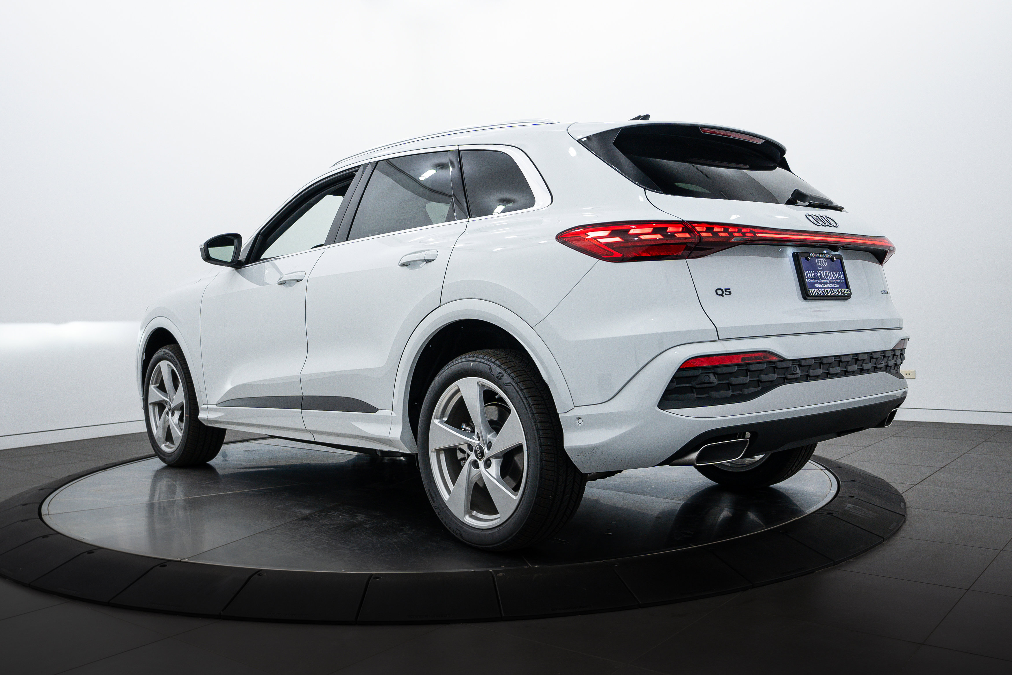 2025 Audi Q5 Premium Plus photo 6