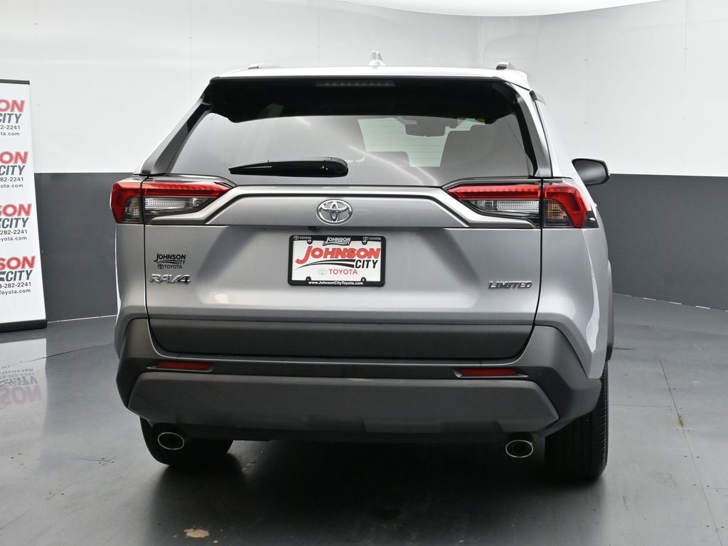 2021 Toyota RAV4 Limited photo 4