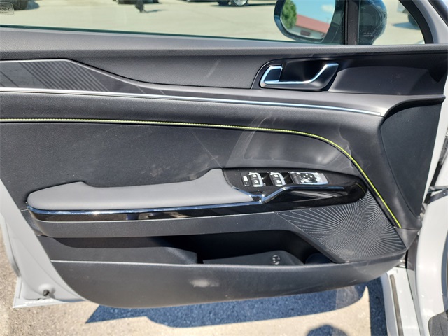 2026 Kia K5 GT photo 9