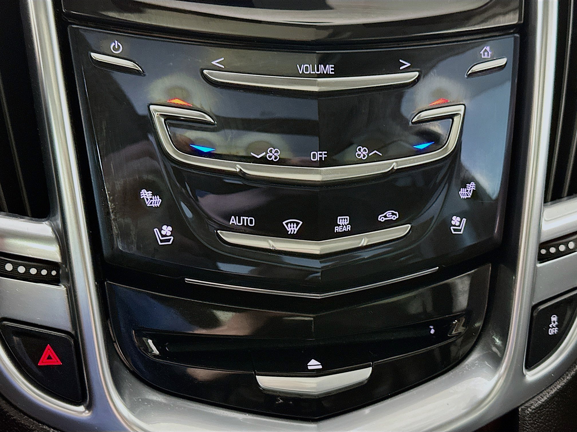 2013 Cadillac SRX Premium photo 15