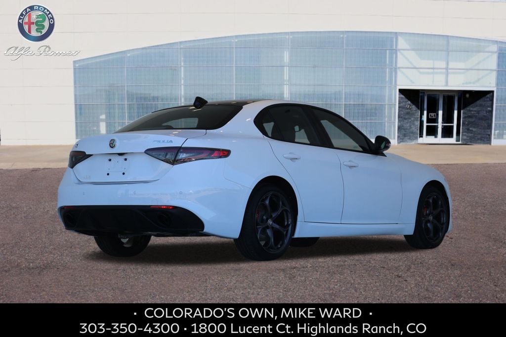 2025 Alfa Romeo Giulia SPRINT photo 4
