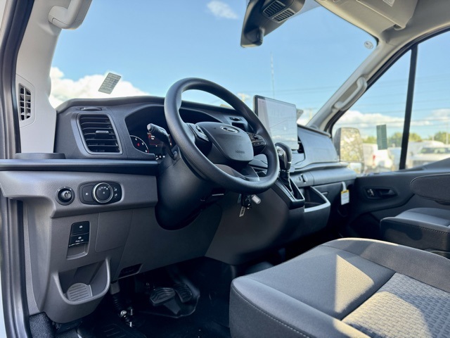 2025 Ford Transit photo 13