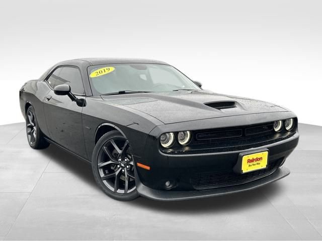 2019 Dodge Challenger R/T's photo