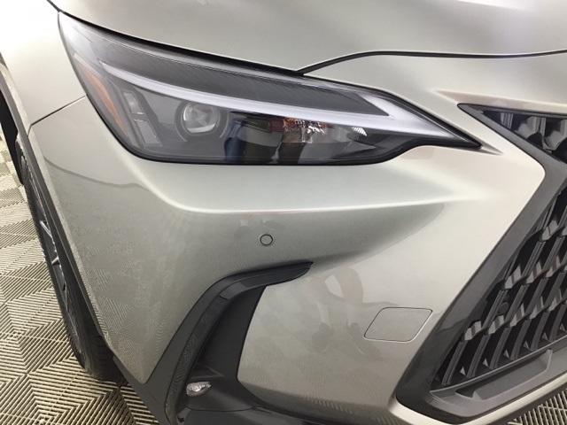 2025 Lexus NX 350 photo 16