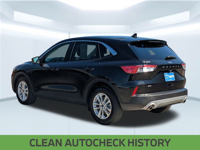 2022 Ford Escape SE photo 2