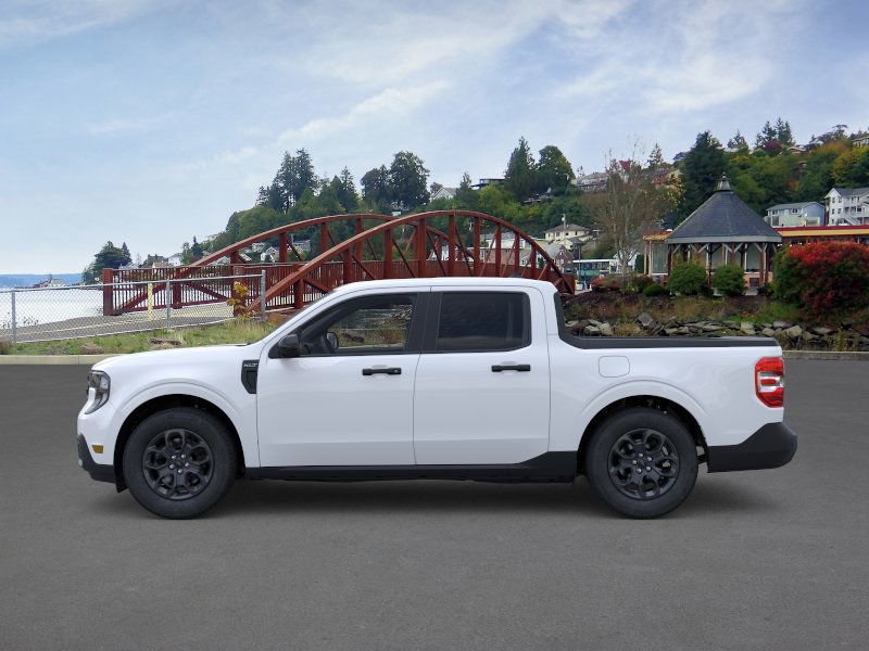 2025 Ford Maverick XLT photo 3
