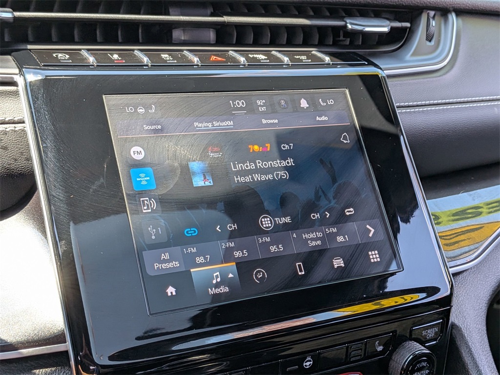 2023 Jeep Grand Cherokee Altitude photo 15