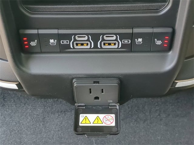 2026 Ram 1500 photo 16
