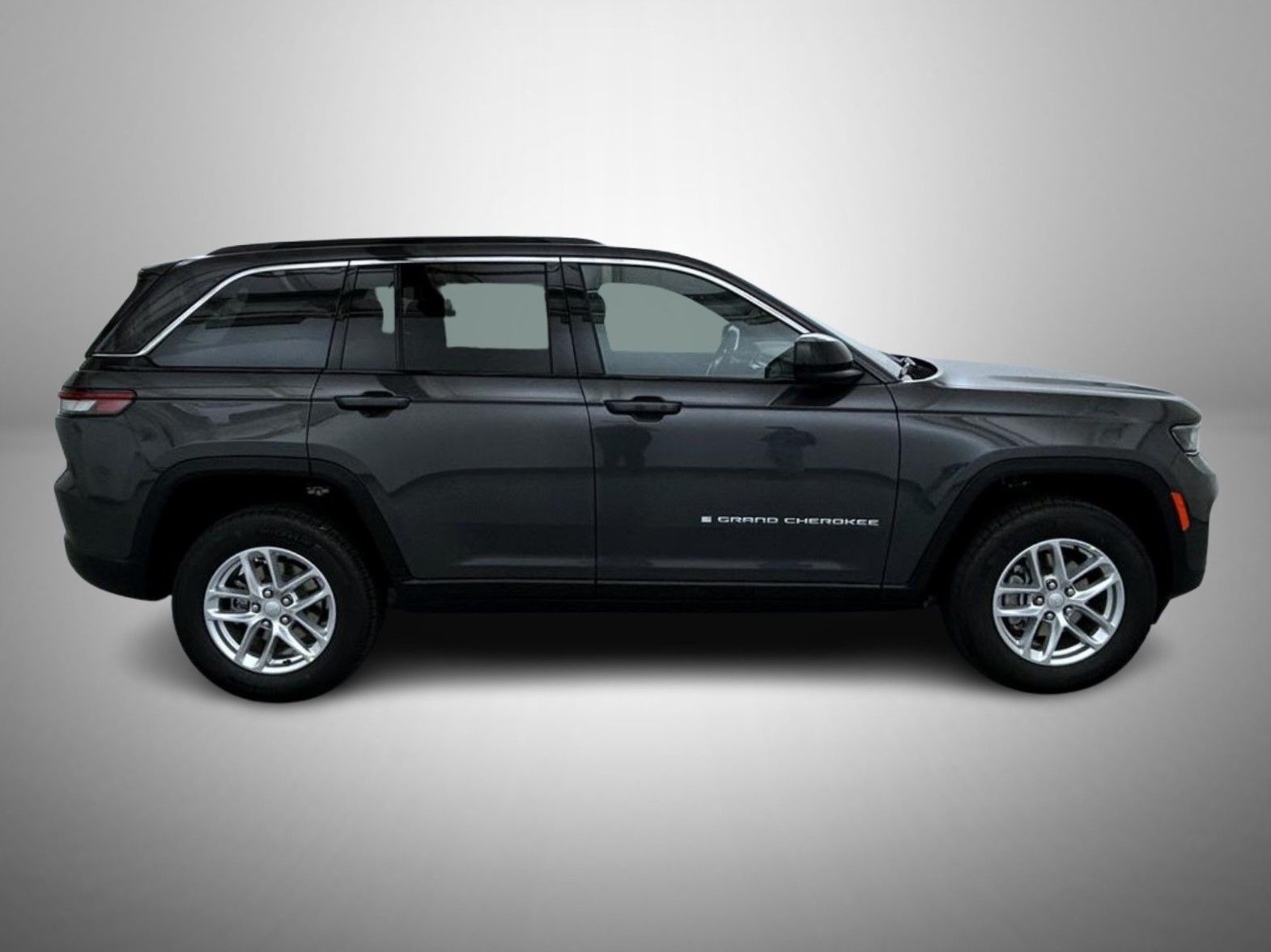 2025 Jeep Grand Cherokee Laredo X photo 2