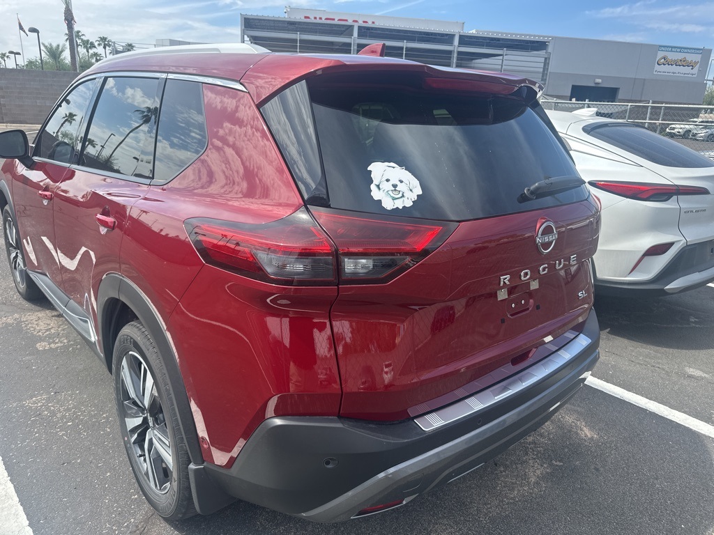 2023 Nissan Rogue SL photo 3