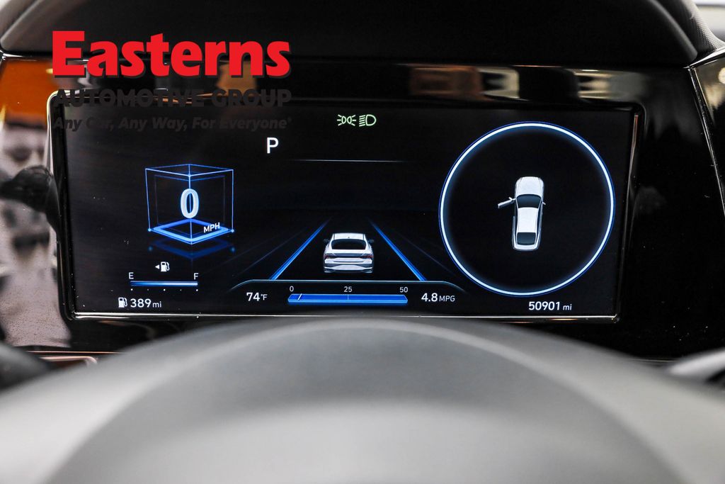 2022 Hyundai Elantra SEL Convenience photo 16