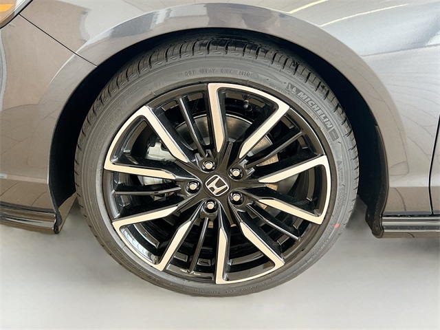 2025 Honda Accord Hybrid Touring photo 37