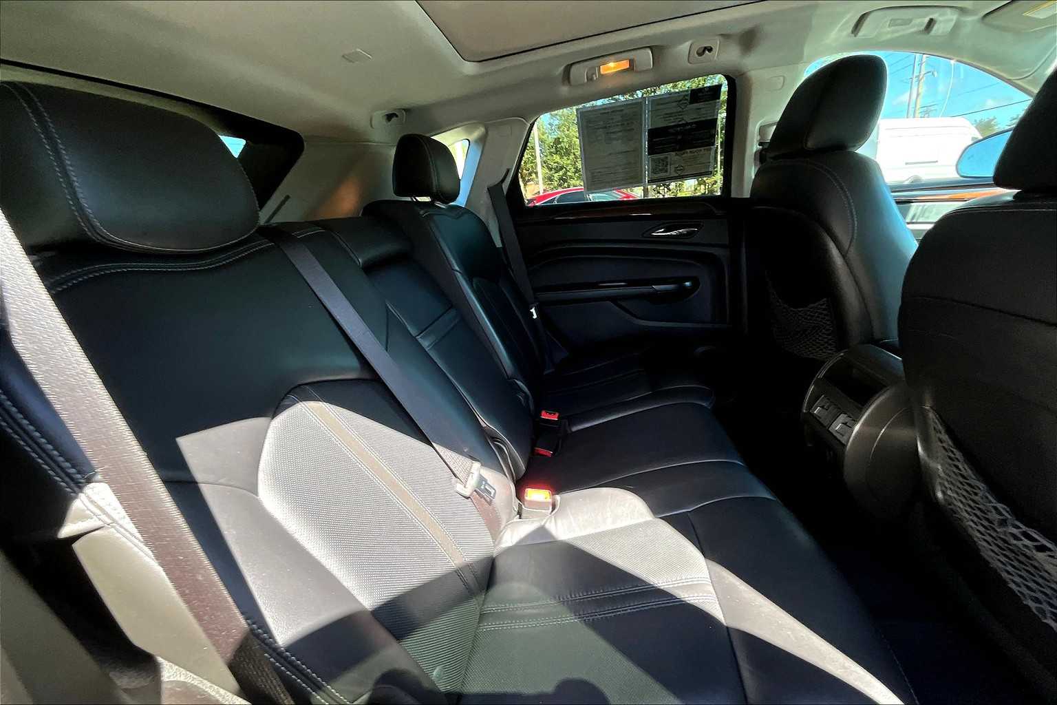 2015 Cadillac SRX Performance photo 19