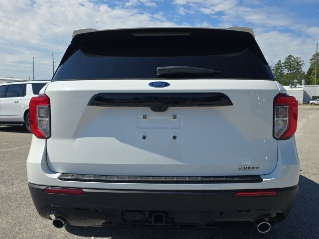 2023 Ford Explorer ST-Line photo 2