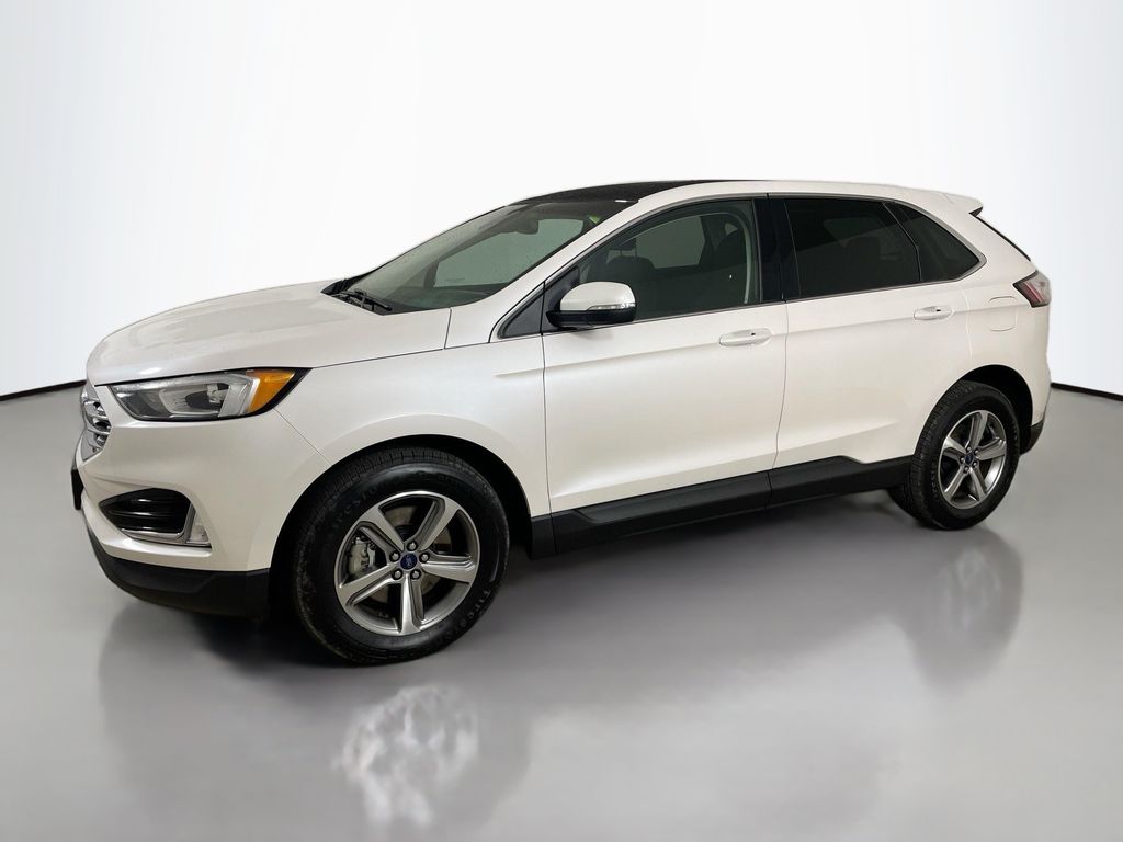 2019 Ford Edge SEL photo 4