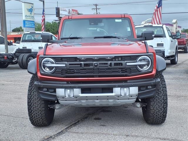 2023 Ford Bronco Raptor photo 2