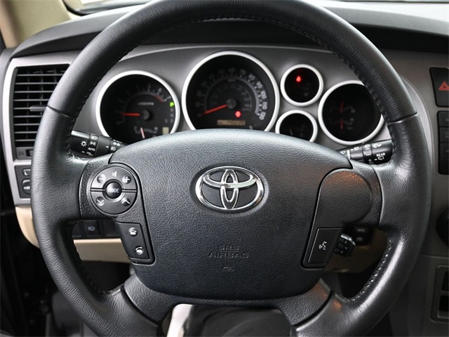 2012 Toyota Sequoia SR5 photo 15