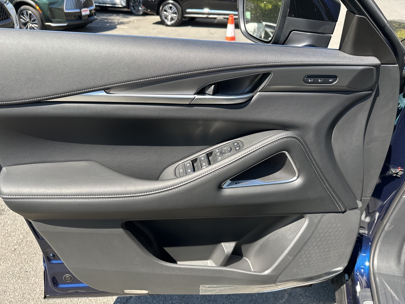 2026 Infiniti QX60 Luxe AWD photo 13