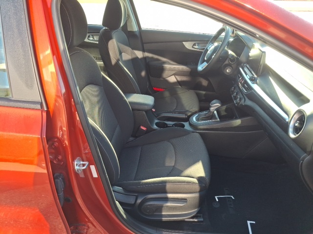 2022 Kia Forte LXS photo 10