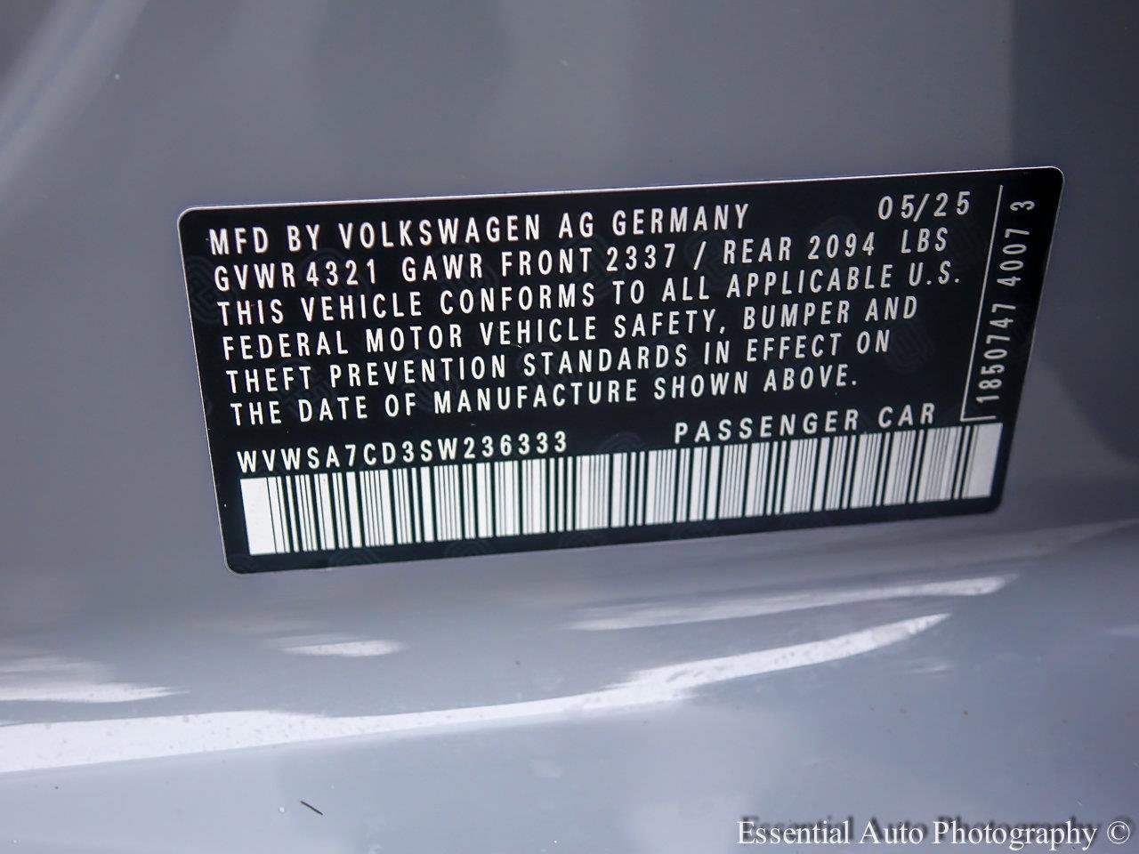 2025 VOLKSWAGEN GTI - Image 25