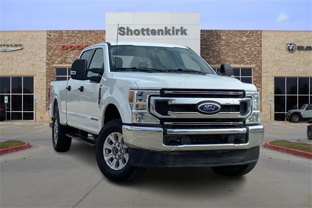 2022 Ford F-250 Super Duty XLT's photo