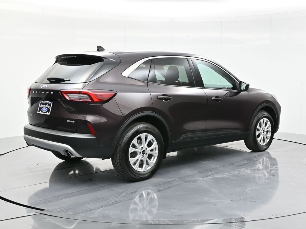 2023 Ford Escape Active photo 3