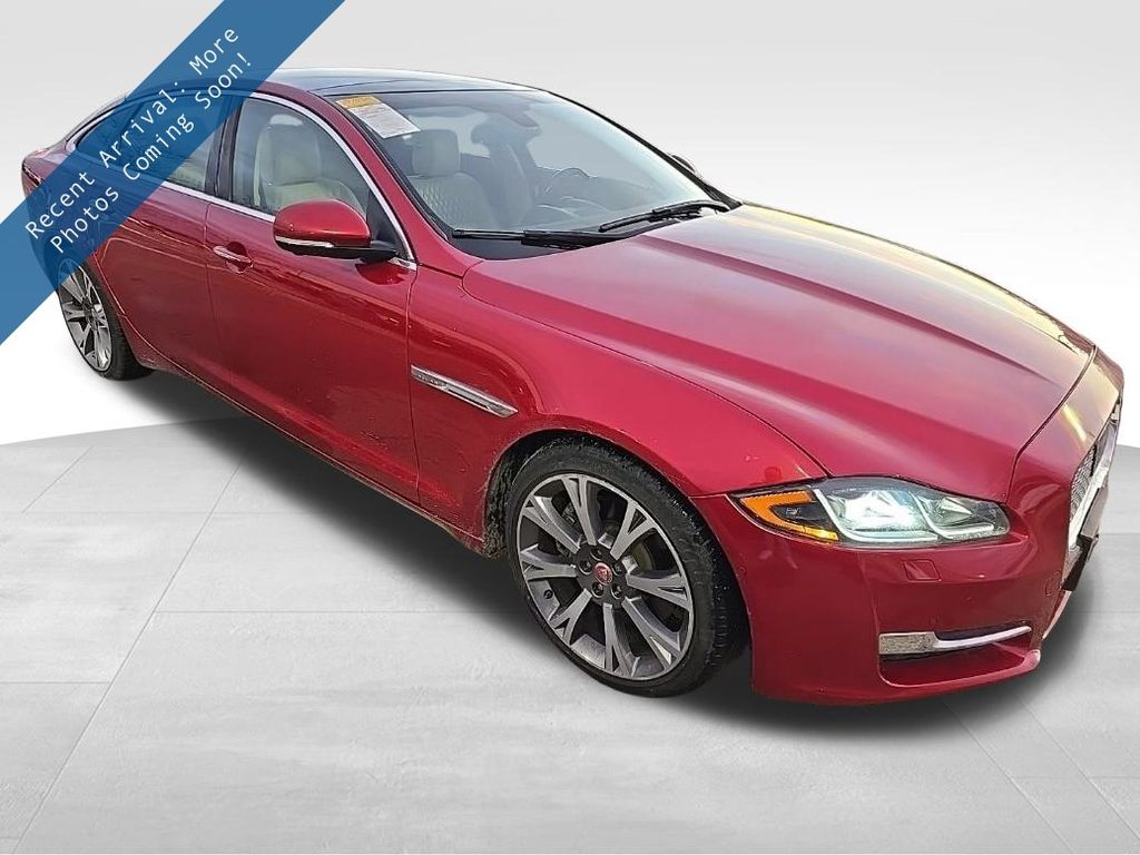 2017 Jaguar XJ Portfolio's photo