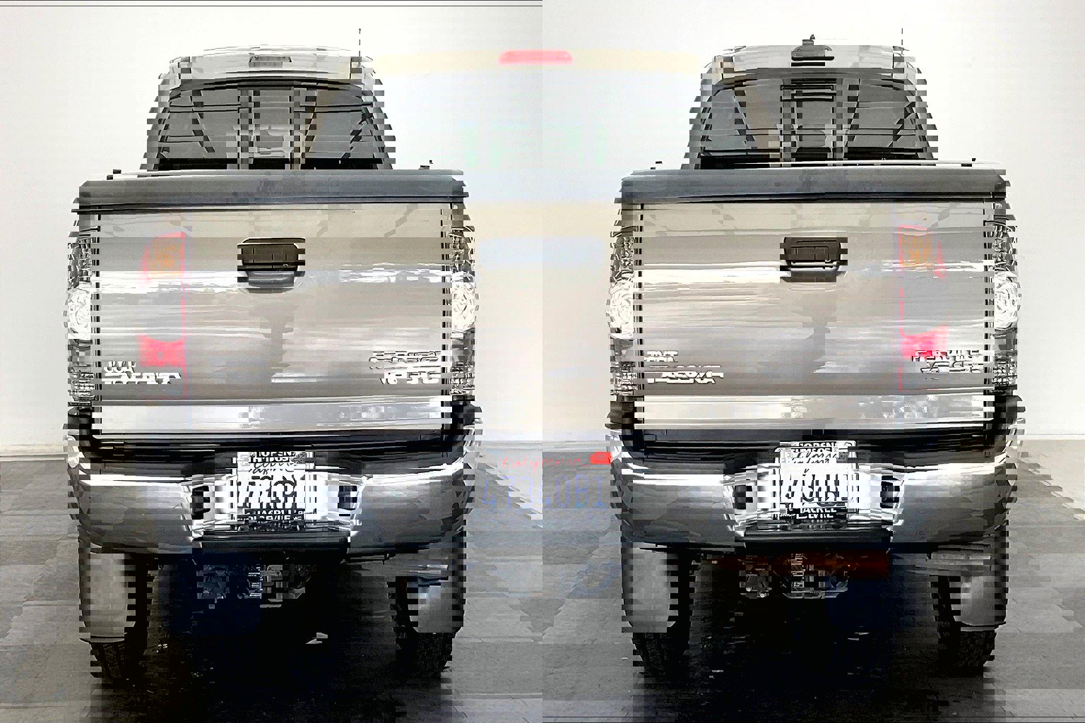 2011 Toyota Tacoma PreRunner V6 photo 3