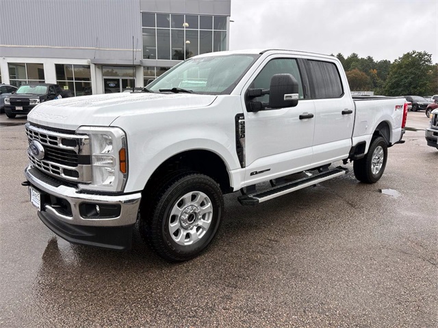 2024 Ford F-250 XLT photo 6